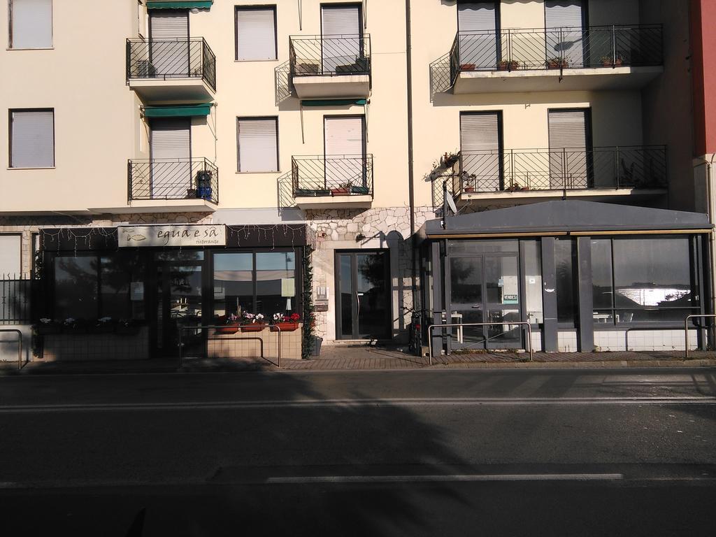 Vedi O' Mare Quant'E Bello Apartment Sestri Levante Luaran gambar